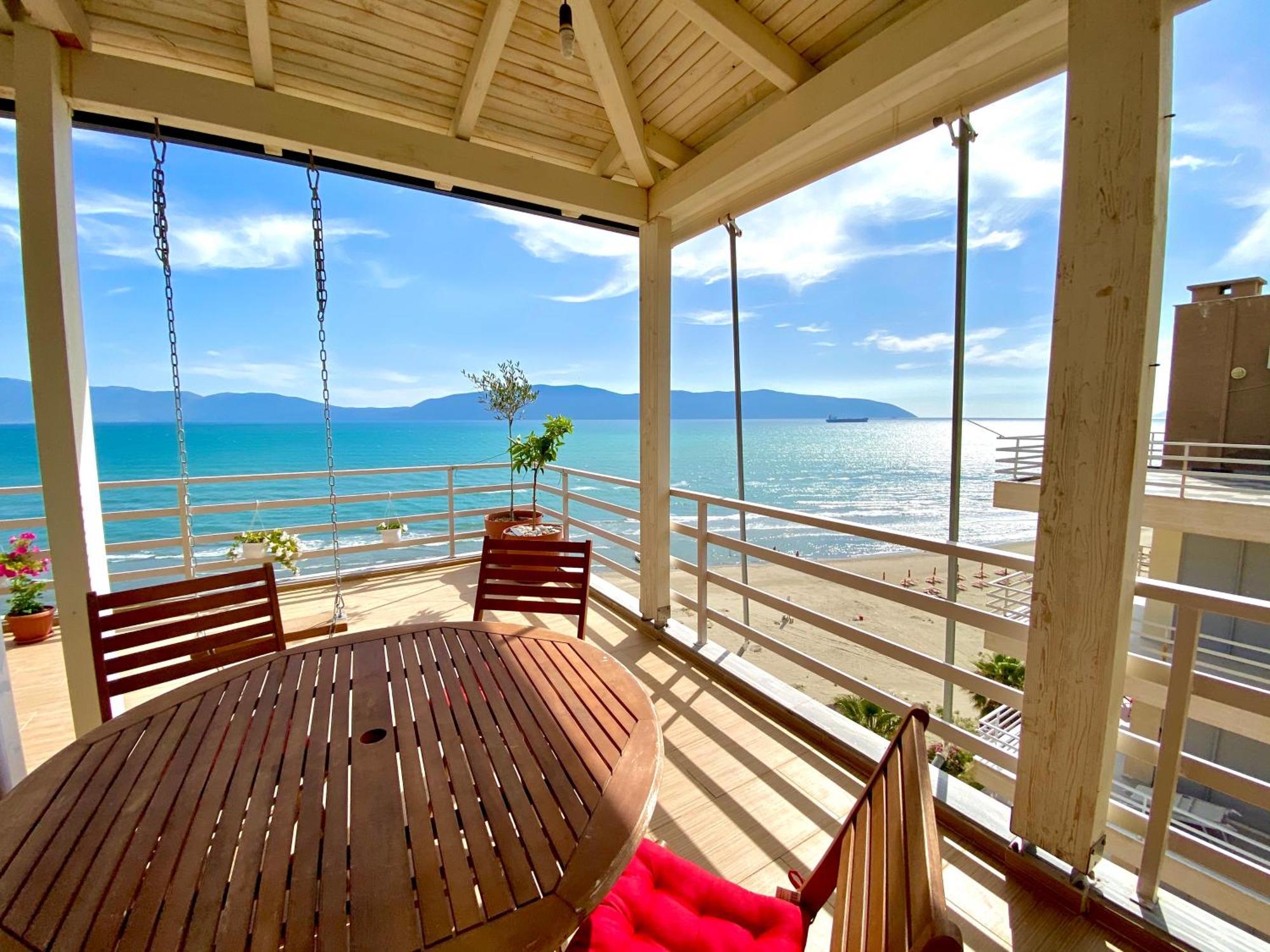 Eka Luxury Two-Bedroom Seaview Apartment Vlorë Exteriör bild